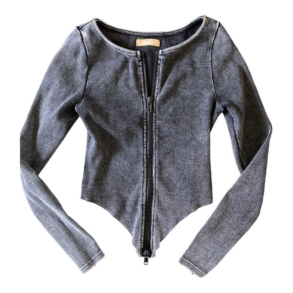 Briellé Ribbed Double Zip Round neck Corset Top Long Sleeves in Grey - Picture 4 of 11